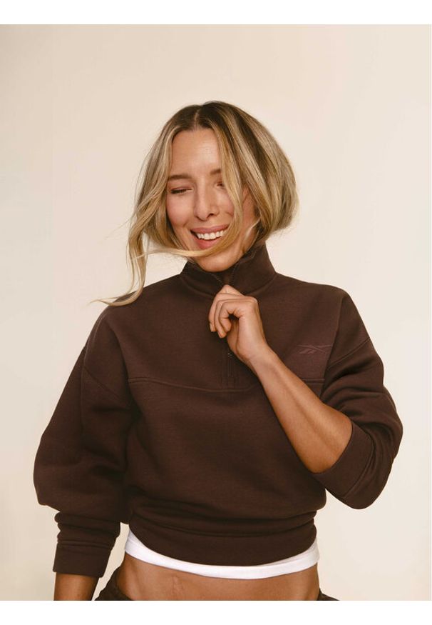 Reebok Bluza Reebok X Ewa Chodakowska RK25305CCW Brązowy Regular Fit. Kolor: brązowy. Materiał: bawełna