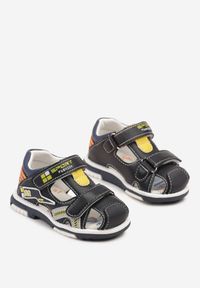 Born2be - Granatowe Sandały Ozdobione Aplikacjami Kinolara. Okazja: na co dzień, na spacer. Zapięcie: rzepy. Kolor: niebieski. Wzór: aplikacja. Sezon: lato. Styl: casual