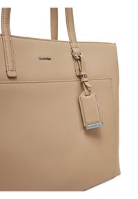 Calvin Klein Torebka Ck Must Medium Shopper W/Pocket K60K613019 Beżowy. Kolor: beżowy. Materiał: skórzane #5