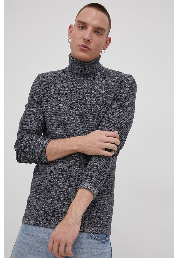 Jack & Jones - Sweter bawełniany. Okazja: na co dzień. Typ kołnierza: golf. Kolor: niebieski. Materiał: bawełna. Długość rękawa: długi rękaw. Długość: długie. Styl: casual