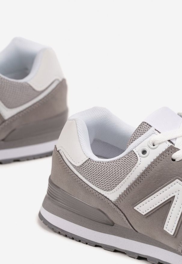 Born2be - Szare Buty Sportowe Sneakersy z Ozdobną Aplikacją Rilazea. Okazja: na co dzień. Kolor: szary. Materiał: jeans. Wzór: aplikacja