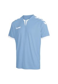 Koszulka piłkarska z krótkim rękawem dla dzieci Hummel Core Kids SS Poly Jersey. Kolor: niebieski. Materiał: jersey. Długość rękawa: krótki rękaw. Długość: krótkie. Sport: piłka nożna