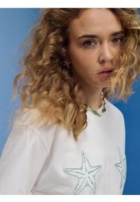 Sinsay - Naszyjnik z muszlami na sznurku - wielobarwny #1