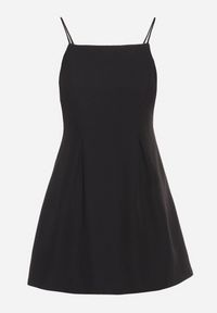 Born2be - Czarna Sukienka Vices o Rozkloszowanym Kroju na Ramiączkach Zdobiona Zakładkami Sarileve. Okazja: na co dzień. Typ kołnierza: dekolt kwadratowy. Kolor: czarny. Materiał: jeans. Długość rękawa: na ramiączkach. Wzór: aplikacja. Typ sukienki: proste, rozkloszowane. Styl: casual, klasyczny #7