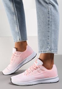 Renee - Biało-Różowe Buty Sportowe Hypnotized. Kolor: różowy. Materiał: materiał, skóra. Sport: fitness #4