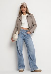 Born2be - Ciemnobeżowa Kurtka Ramoneska z Napami Asymetrycznym Suwakiem Mevilina. Okazja: na co dzień. Kolor: beżowy. Materiał: bawełna, jeans. Długość rękawa: długi rękaw. Długość: długie. Styl: wizytowy, casual, elegancki, rockowy