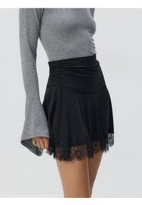 Reserved - Spódnica z koronką - czarny. Kolor: czarny. Materiał: koronka. Wzór: koronka #1