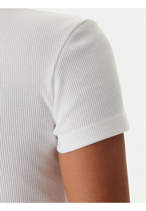 Lacoste T-Shirt TF5538 Biały Regular Fit. Kolor: biały. Materiał: bawełna