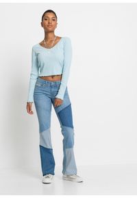 bonprix - Dżinsy Flared mid waist. Kolor: niebieski #3