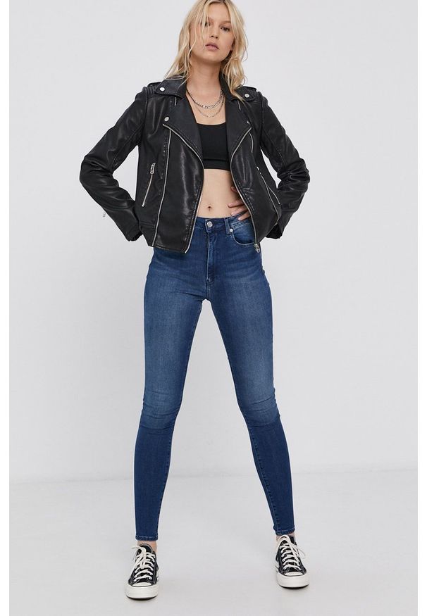 Tommy Jeans - Jeansy Sylvia. Stan: podwyższony. Kolor: niebieski