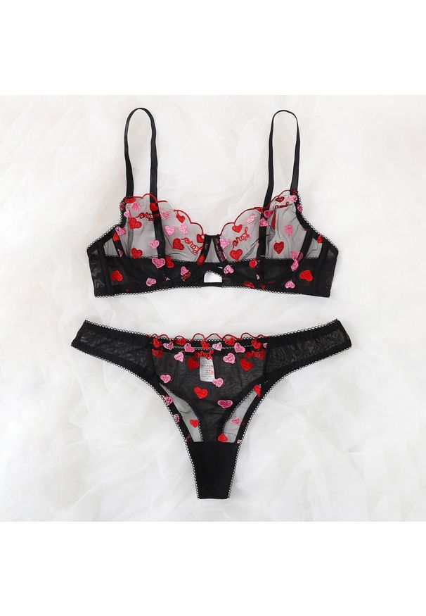 Intica - Komplet bielizny z motywem serduszek na romantyczne okazje Elenka. Kolor: wielokolorowy. Materiał: materiał. Wzór: aplikacja