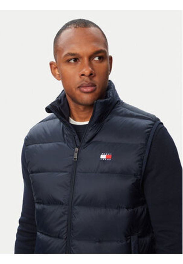 Tommy Jeans Kamizelka DM0DM23232 Granatowy Regular Fit. Kolor: niebieski. Materiał: syntetyk
