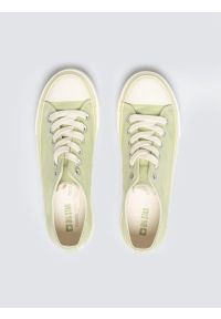 Big-Star - Trampki damskie niskie zielone TT274286 301. Okazja: na spacer, na co dzień. Nosek buta: okrągły. Zapięcie: sznurówki. Kolor: zielony. Materiał: tkanina, jeans. Sezon: wiosna, lato. Styl: casual, klasyczny, młodzieżowy #2