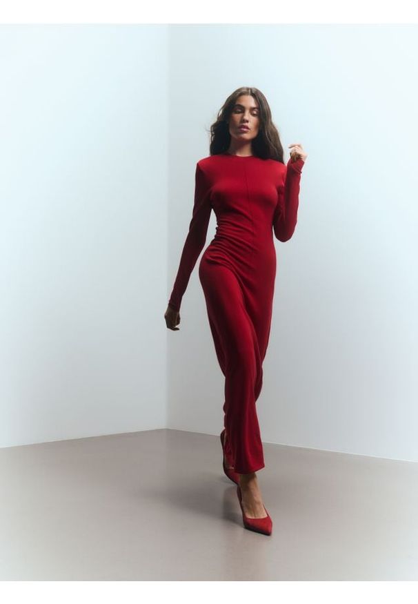 Reserved - Wełniana sukienka - czerwony. Kolor: czerwony. Materiał: wełna