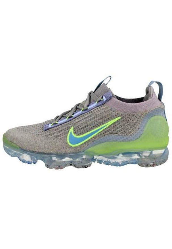 Buty do chodzenia męskie Nike Air Vapormax 2021 FK. Zapięcie: sznurówki. Kolor: szary. Materiał: guma, syntetyk, tkanina, materiał. Szerokość cholewki: normalna. Sport: turystyka piesza