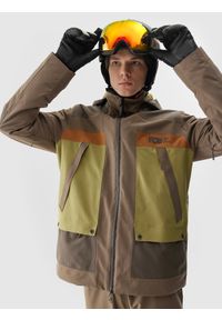 4f - Kurtka snowboardowa membrana 15000 męska - brązowa. Kolor: brązowy. Materiał: materiał, poliester, mesh. Sezon: zima. Sport: snowboard #1