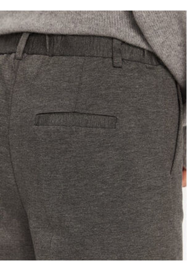 ViCOLO Spodnie materiałowe TS0102 Szary Regular Fit. Kolor: szary. Materiał: syntetyk, wiskoza