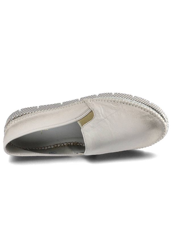 Złote Półbuty Maciejka Damskie Modne Lekkie Buty. Kolor: złoty. Materiał: skóra. Szerokość cholewki: normalna. Sezon: lato, wiosna. Styl: elegancki