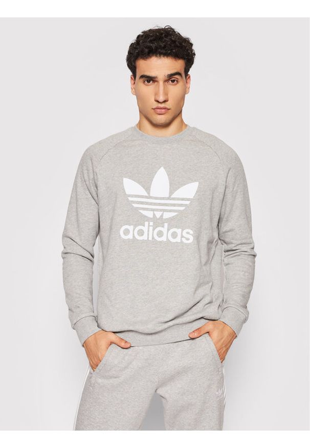 Adidas - adidas Bluza adicolor Classics Trefoil Crewneck H06650 Szary Regular Fit. Kolor: szary. Materiał: bawełna