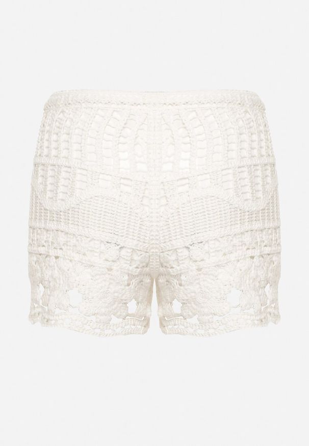 Born2be - Białe Ażurowe Szorty Bawełniane Pambra. Kolor: biały. Materiał: bawełna. Wzór: ażurowy