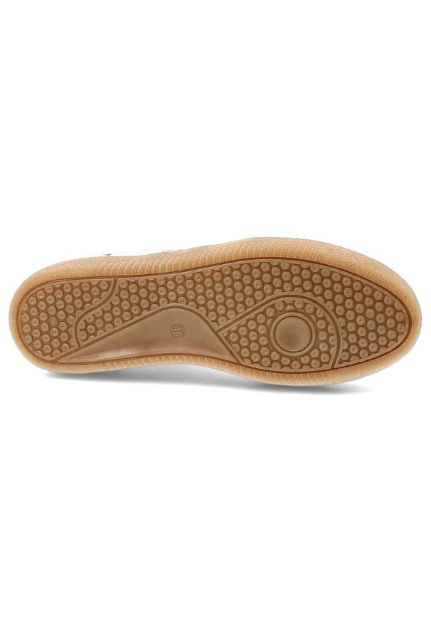 CheBello - Białe Sneakersy Chebello Modne Obuwie Damskie Panterka. Zapięcie: sznurówki. Kolor: biały. Materiał: skóra, guma. Szerokość cholewki: normalna. Wzór: motyw zwierzęcy. Styl: klasyczny, elegancki