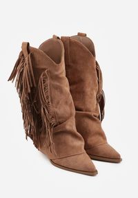 Born2be - Brązowe Botki Typu Kowbojki na Obcasie z Wywiniętą Cholewką i Frędzlami Uemiris. Okazja: na co dzień. Kolor: brązowy. Materiał: skóra, jeans. Szerokość cholewki: normalna. Wzór: gładki. Obcas: na obcasie. Styl: casual. Wysokość obcasa: średni #9