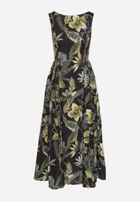 Born2be - Czarna Bawełniana Sukienka Rozkloszowana we Florystyczny Print Liliova. Okazja: na spacer, na imprezę. Typ kołnierza: dekolt w łódkę. Kolor: czarny. Materiał: bawełna. Długość rękawa: na ramiączkach. Wzór: nadruk. Styl: klasyczny #7