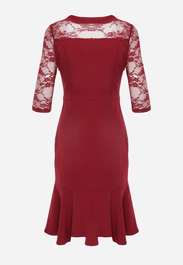Renee - Bordowa Sukienka VICES o Taliowanym Kroju z Rękawami z Koronki Metirei. Kolor: czerwony. Materiał: koronka. Wzór: koronka. Styl: elegancki