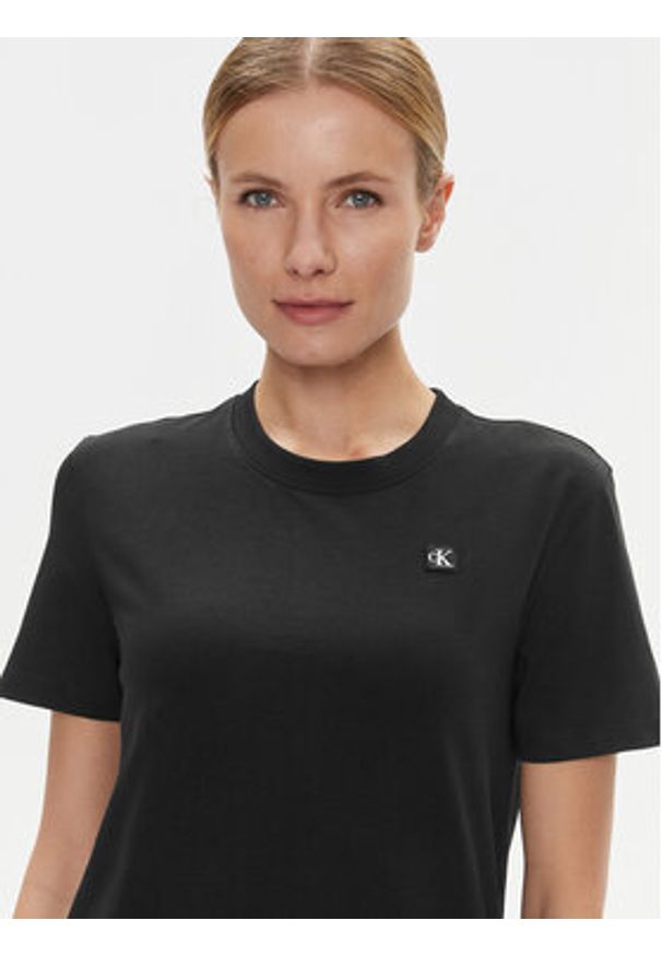 Calvin Klein Jeans T-Shirt J20J223226 Czarny Regular Fit. Kolor: czarny. Materiał: bawełna