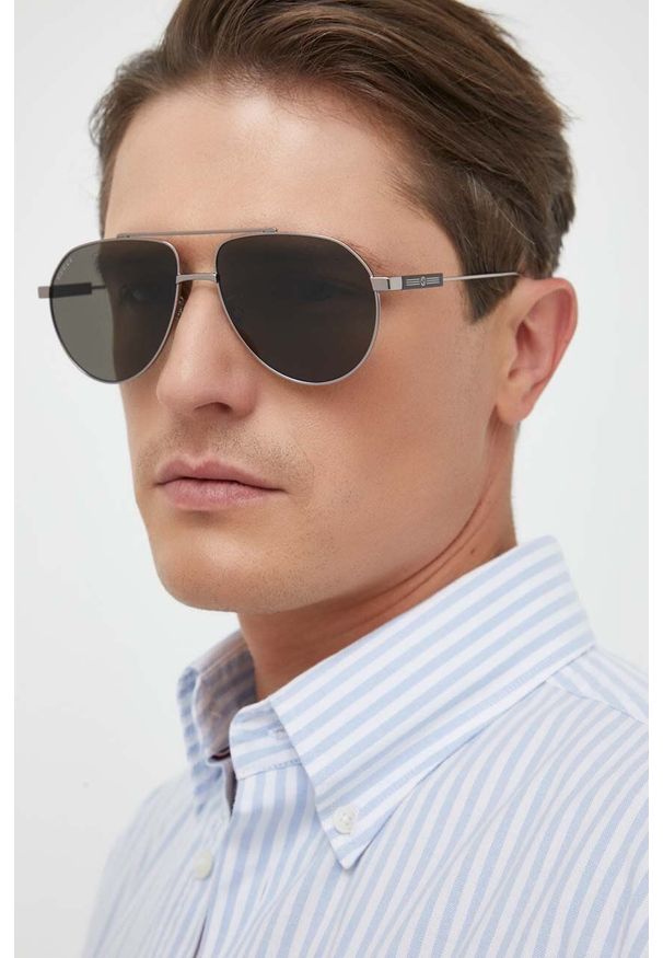 Gucci okulary przeciwsłoneczne męskie kolor srebrny. Kolor: srebrny
