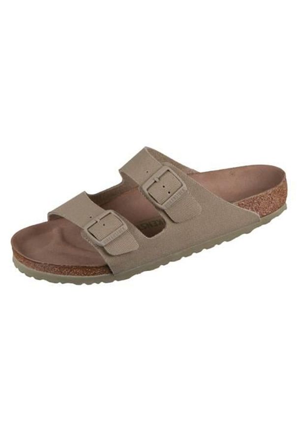 Klapki męskie Birkenstock Arizona Vegan. Zapięcie: klamry. Kolor: brązowy. Materiał: syntetyk, tkanina, materiał. Szerokość cholewki: normalna. Sport: turystyka piesza