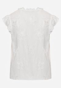 Renee - Biała Haftowana Bluzka z Bawełny Zdobiona Falbankami Bolidia. Typ kołnierza: kołnierz z falbankami. Kolor: biały. Materiał: bawełna. Wzór: aplikacja, haft. Styl: boho #2