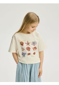 Reserved - T-shirt z nadrukiem - kremowy. Kolor: kremowy. Materiał: bawełna. Wzór: nadruk #1