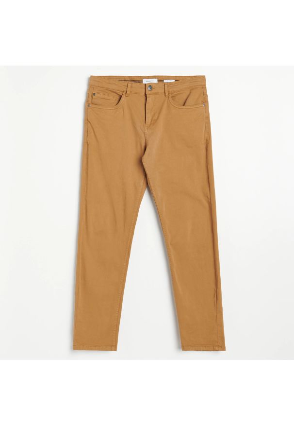 Reserved - Bawełniane spodnie regular fit - Brązowy. Kolor: brązowy. Materiał: bawełna
