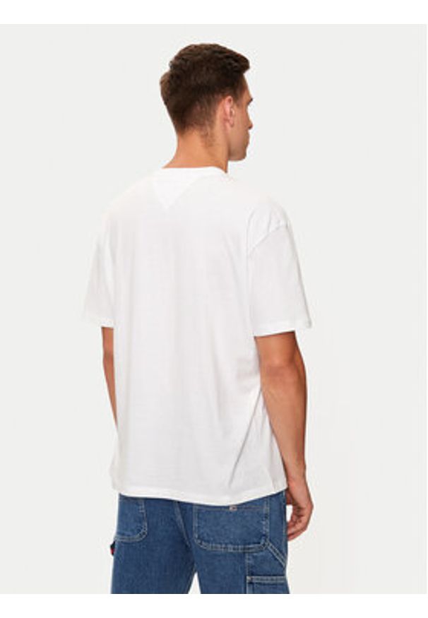 Tommy Jeans T-Shirt DM0DM19694 Biały Regular Fit. Kolor: biały. Materiał: bawełna