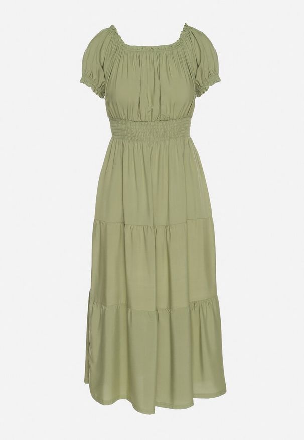 Born2be - Ciemnozielona Sukienka o Rozkloszowanym Kroju z Dekoltem Typu Łódka Miranea. Okazja: na co dzień. Kolor: zielony. Materiał: jeans. Typ sukienki: proste, rozkloszowane. Styl: casual, klasyczny