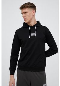 EA7 Emporio Armani bluza bawełniana męska kolor czarny z kapturem z aplikacją. Typ kołnierza: kaptur. Kolor: czarny. Materiał: bawełna. Wzór: aplikacja #2