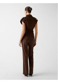 Guess Sukienka codzienna 180568 Brązowy Classic Fit. Okazja: na co dzień. Kolor: brązowy. Typ sukienki: proste. Styl: casual #3