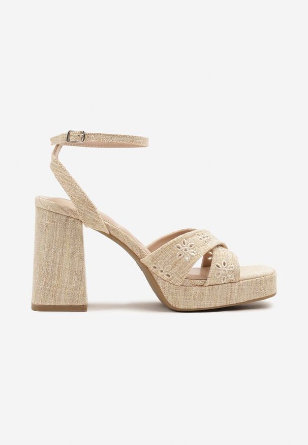 Born2be - Beżowe Sandały na Platformie i Obcasie z Ażurowym Wzorem Lisannia. Okazja: na co dzień. Zapięcie: sprzączka. Kolor: beżowy. Materiał: jeans. Wzór: ażurowy. Obcas: na obcasie. Styl: elegancki, casual. Wysokość obcasa: średni