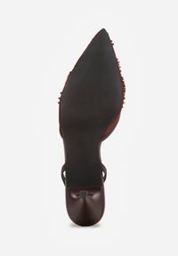 Born2be - Brązowe Czółenka Siateczkowe na Szpilce Ozdobione Perełkami i Haftami Vilania. Okazja: na co dzień. Zapięcie: pasek. Kolor: brązowy. Materiał: satyna. Wzór: haft, aplikacja. Obcas: na szpilce. Styl: casual, klasyczny, elegancki #9