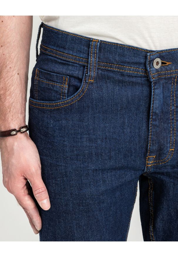 Męskie Spodnie Jeansowe Mustang Style Oregon Tapered Denim Blue 1018014 5000 901