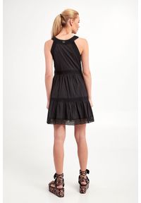 Twinset Milano - Sukienka TWINSET. Materiał: koronka. Długość rękawa: bez rękawów. Wzór: aplikacja, koronka. Długość: mini #5