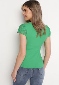 Born2be - Zielony T-shirt Koszulka z Ozdobną Koronkową Wstawką Clilada. Okazja: na co dzień. Kolor: zielony. Materiał: koronka. Styl: casual, elegancki #4