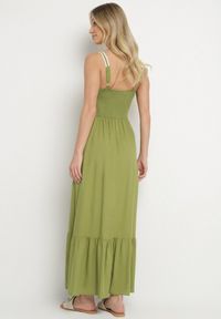 Born2be - Zielona Sukienka Rozkloszowana na Ramiączkach z Wiskozy Ozdobiona Haftami Efradea. Okazja: na co dzień. Kolor: zielony. Materiał: wiskoza. Długość rękawa: na ramiączkach. Wzór: aplikacja, haft. Styl: casual, klasyczny #7