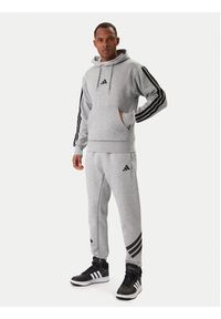 Adidas - adidas Bluza Essentials 3-Stripes JE6302 Szary Regular Fit. Kolor: szary. Materiał: bawełna #5