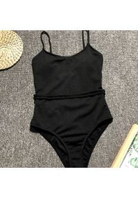 Intica - Jednoczęściowy strój kąpielowy taliowany na plażę Willa. Kolor: biały. Materiał: materiał #2