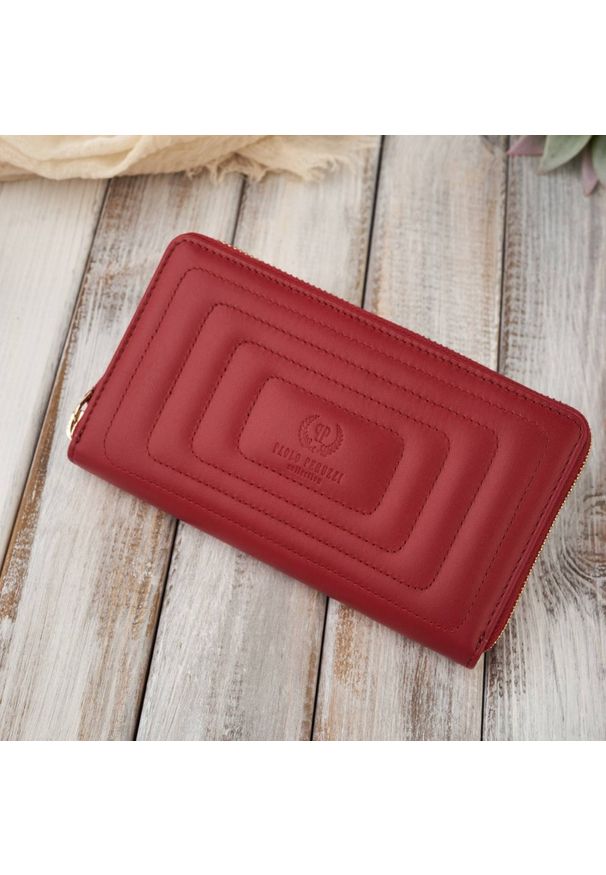 Portfel skórzany PAOLO PERUZZI AV-05-RD czerwony. Kolor: czerwony. Materiał: skóra. Wzór: gładki