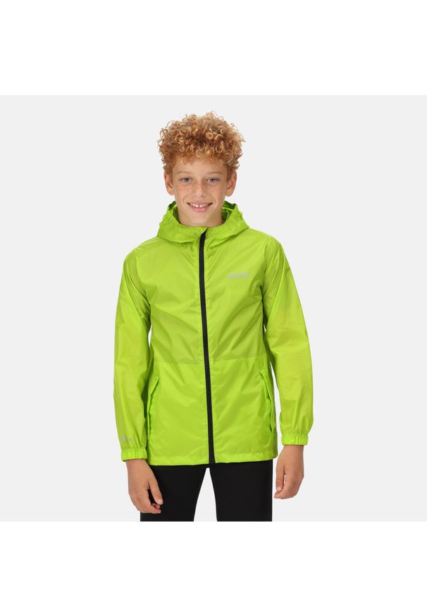 Regatta - Dziecięca kurtka trekkingowa kieszonkowa Pack It Jacket III. Kolor: zielony. Materiał: poliamid. Sport: turystyka piesza