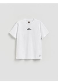 Reserved - T-shirt FIFA World Cup - biały. Kolor: biały. Materiał: bawełna, dzianina #1