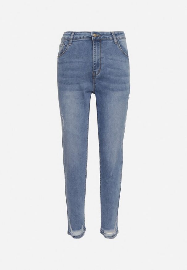Born2be - Niebieskie Jeansy o Dopasowanym Fasonie z Modnymi Przedarciami Baleunita. Okazja: na co dzień. Kolor: niebieski. Długość: długie. Styl: klasyczny, casual, elegancki